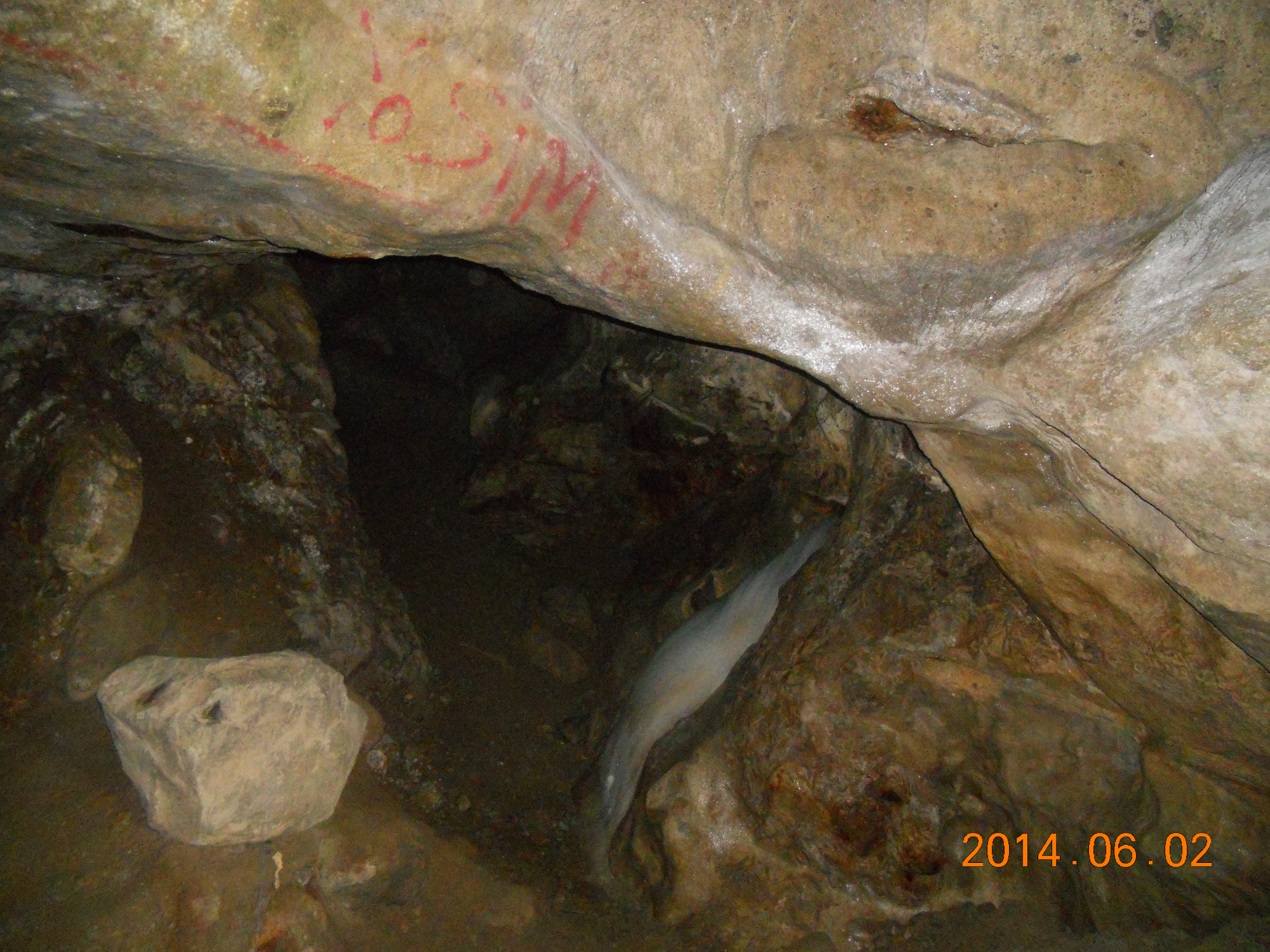 REA caverne lafleche juin 2 2013 028